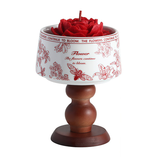 Velour Eclipse – Rose, Oud & Vanilla Soy Candle